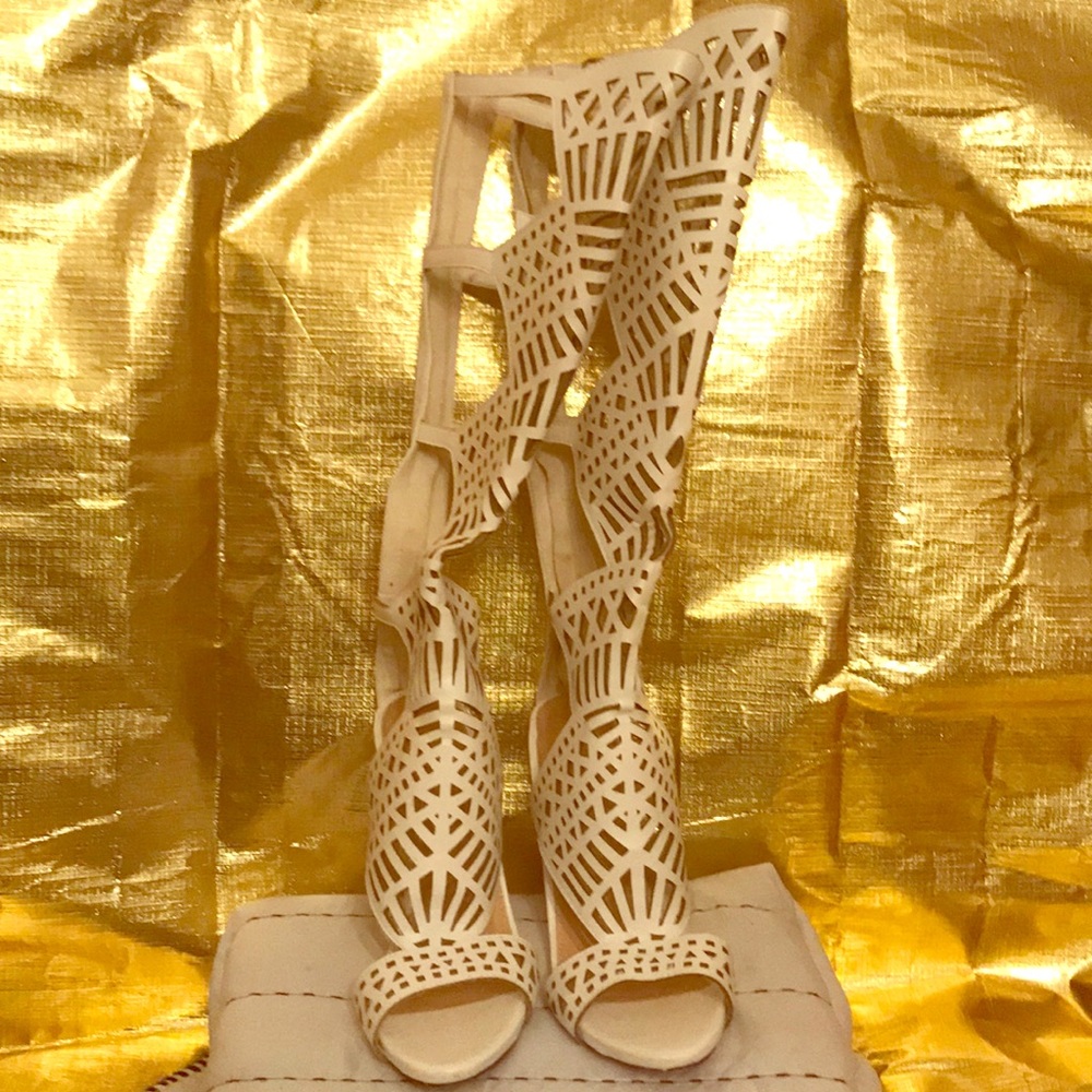 Vigo Fiore White Gladiator Heel Boot.